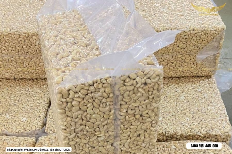 Mẫu sản phẩm được đóng gói bằng túi hút chân không